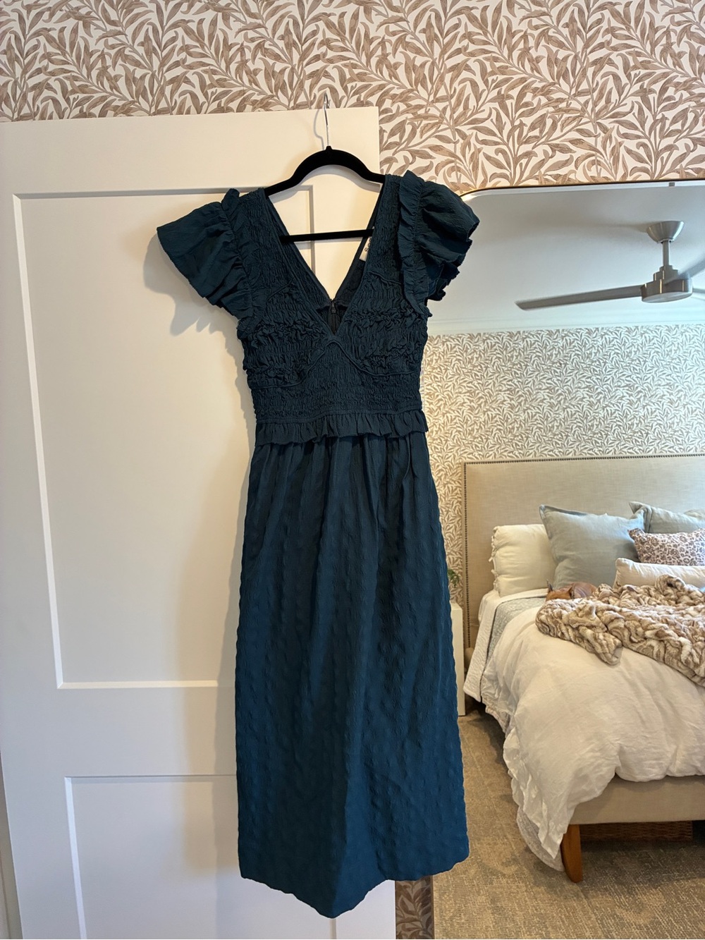 Sea Teal Blue V-Neck Ruffle Sleeve Midi Dress